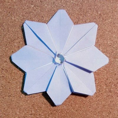 折り紙のコスモスの折り方 簡単な秋の花の作り方はコレ イクメン主夫の役立つブログ