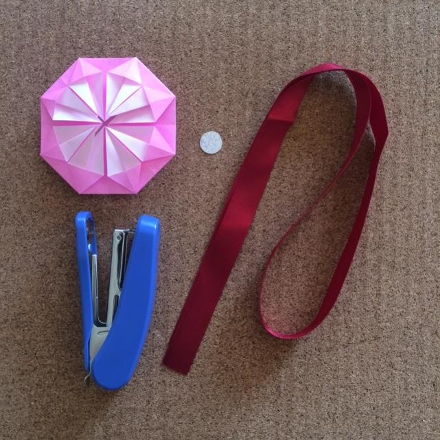 折り紙のメダルの折り方！1枚で簡単に折れる作り方をご紹介♪ | イクメンパパの子育て広場