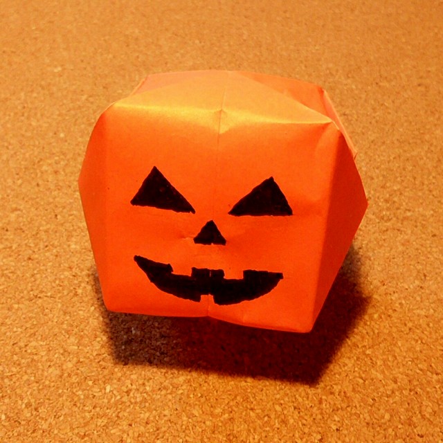 ハロウィンのかぼちゃの折り紙の折り方♪立体で簡単なのはコレ！