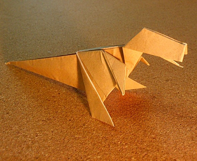 折り紙のティラノサウルスの折り方！動画と写真でわかりやすく♪