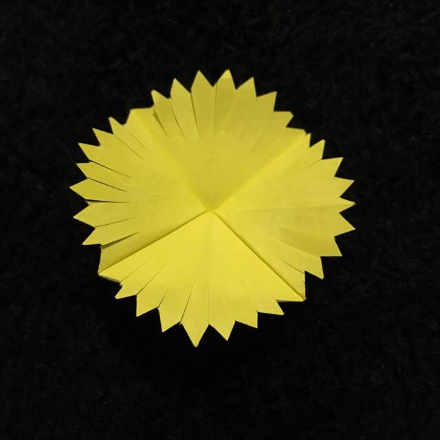 たんぽぽの折り紙の折り方！簡単で平面な折り方は？
